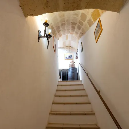 Nyaraló La Corte Dei Templari Sidney Maruggio